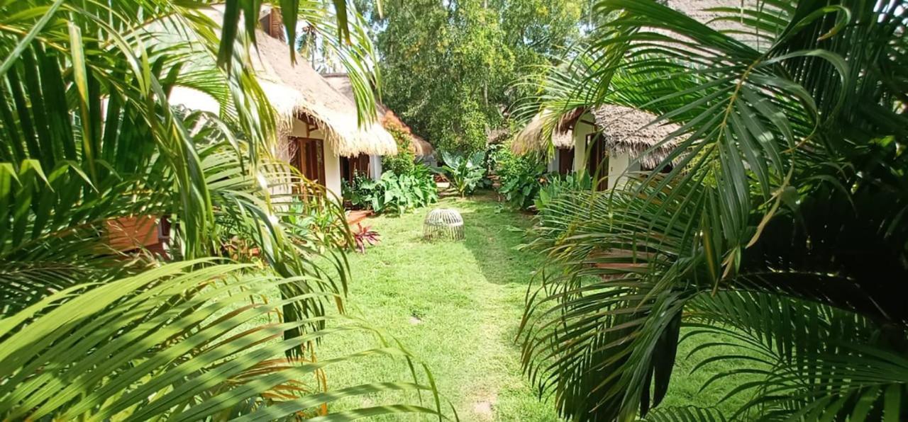 Nanas Homestay Bungalow Gili Air Ngoại thất bức ảnh